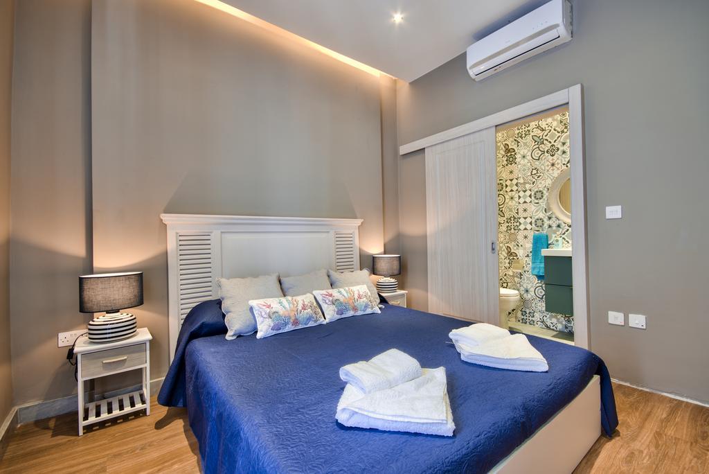 Amazing 4-Bedroom Sliema Town House With Jacuzzi Exteriér fotografie